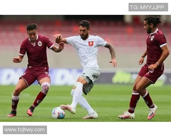 智利大学与达咖玛的精彩对决揭示足球战术与团队协作的完美结合