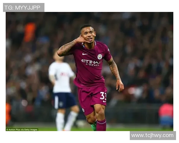 热苏斯在赛场上的华丽转身与未来发展潜力的深度分析与展望