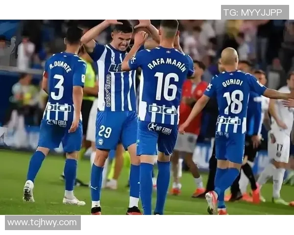 雷亚尔与阿拉维斯的精彩对决分析与赛后总结